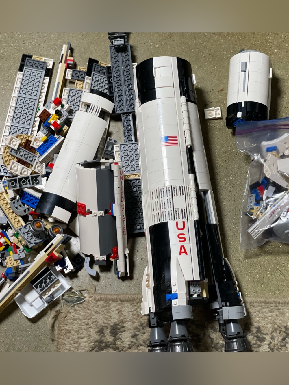 LEGO Space Shuttle Rocket Core with USA Decals - Picture 8 of 8